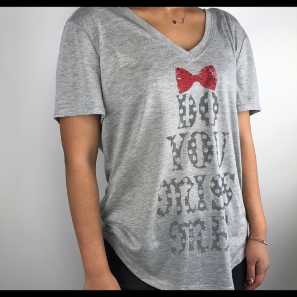 Miss Me Gray short sleeve tee size S